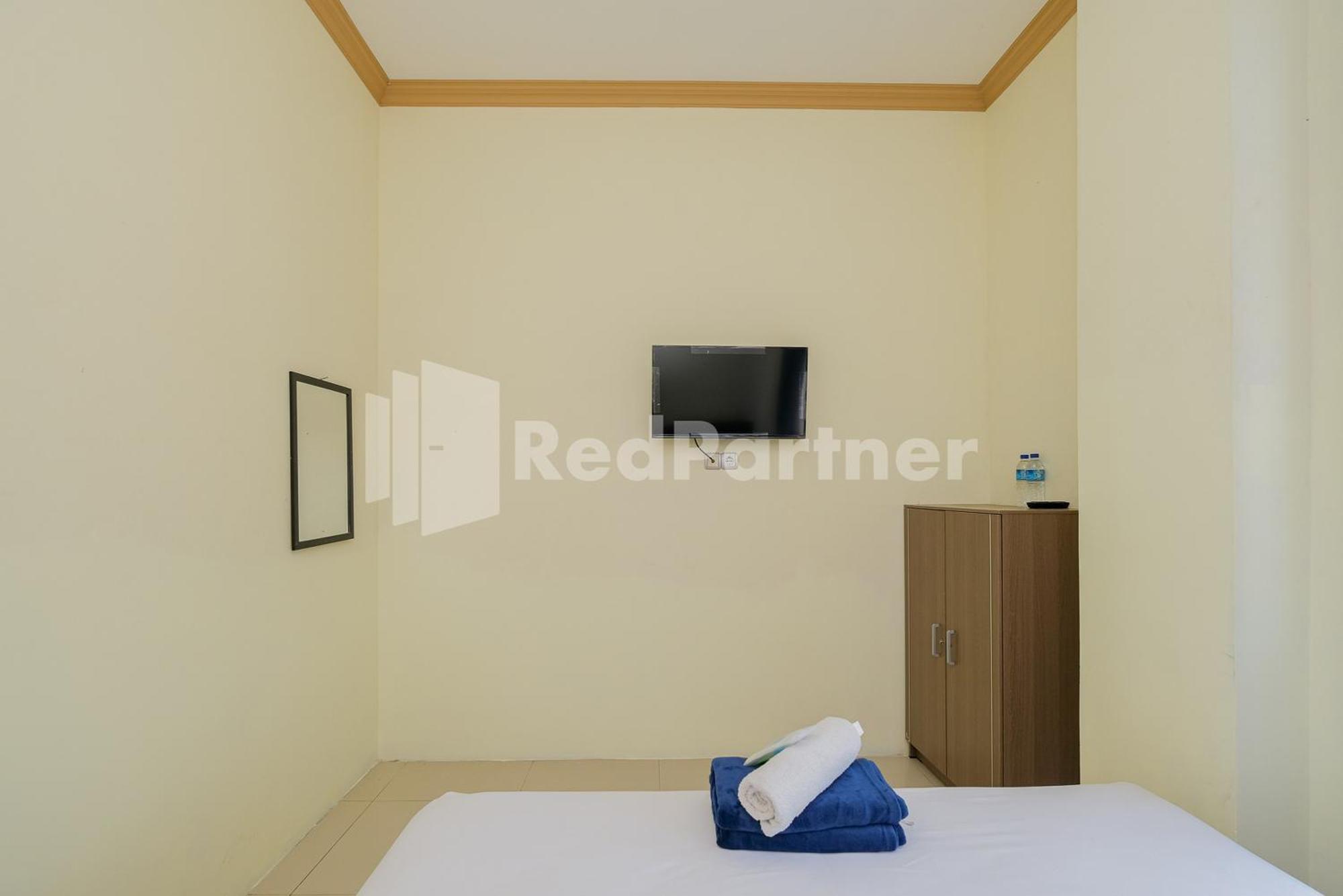 Grand Kencana Guesthouse Syariah Near Wisata Bahari Lamongan Paciran Luaran gambar