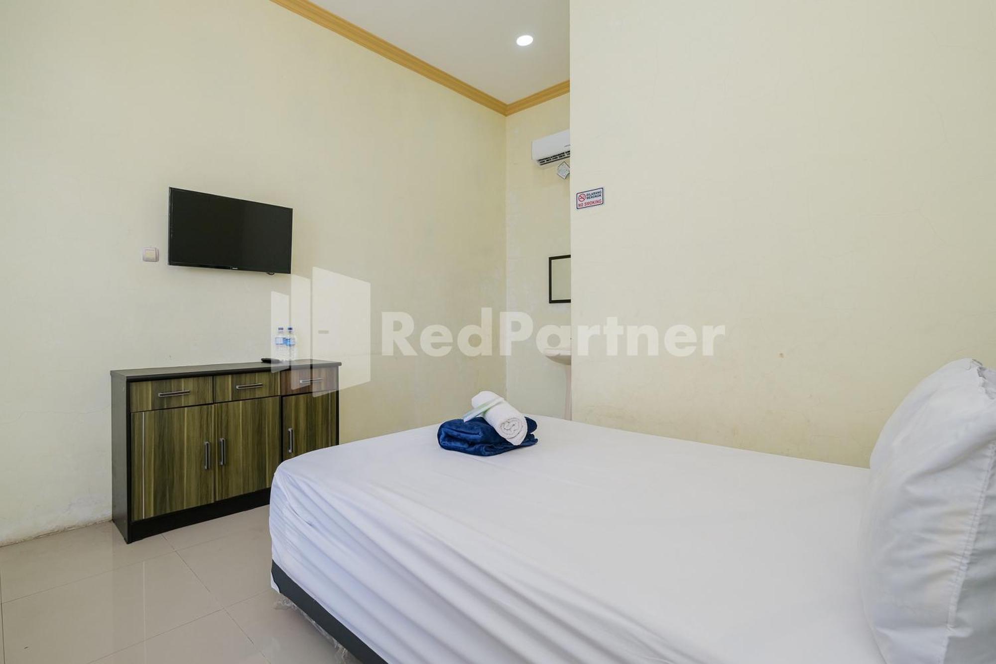 Grand Kencana Guesthouse Syariah Near Wisata Bahari Lamongan Paciran Luaran gambar