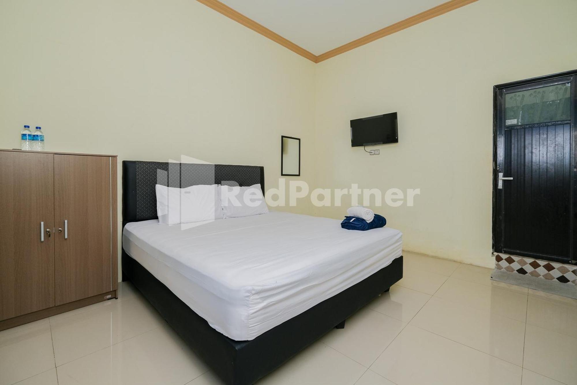 Grand Kencana Guesthouse Syariah Near Wisata Bahari Lamongan Paciran Luaran gambar