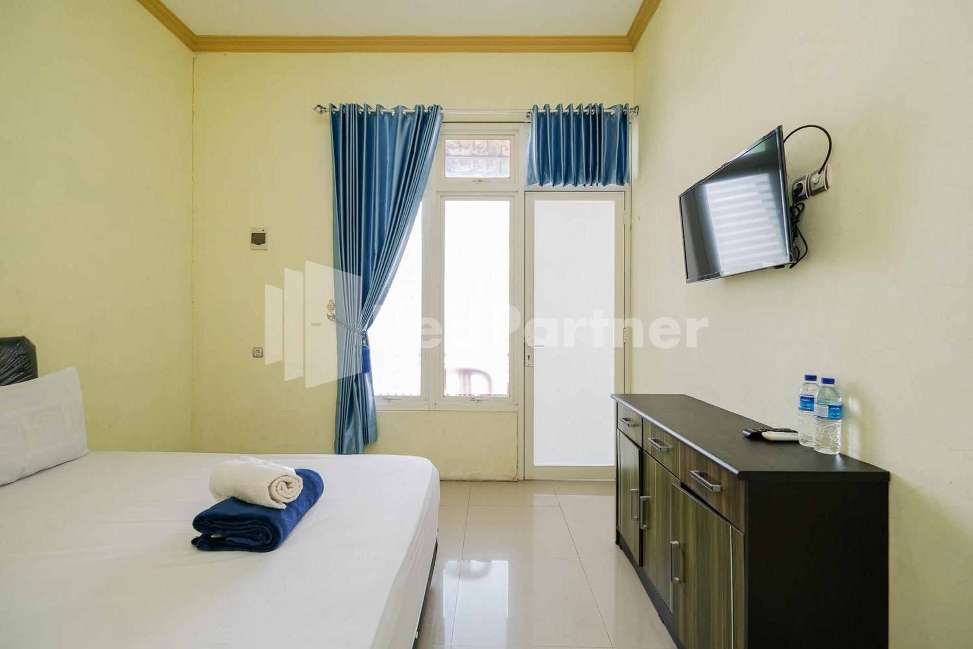 Grand Kencana Guesthouse Syariah Near Wisata Bahari Lamongan Paciran Luaran gambar