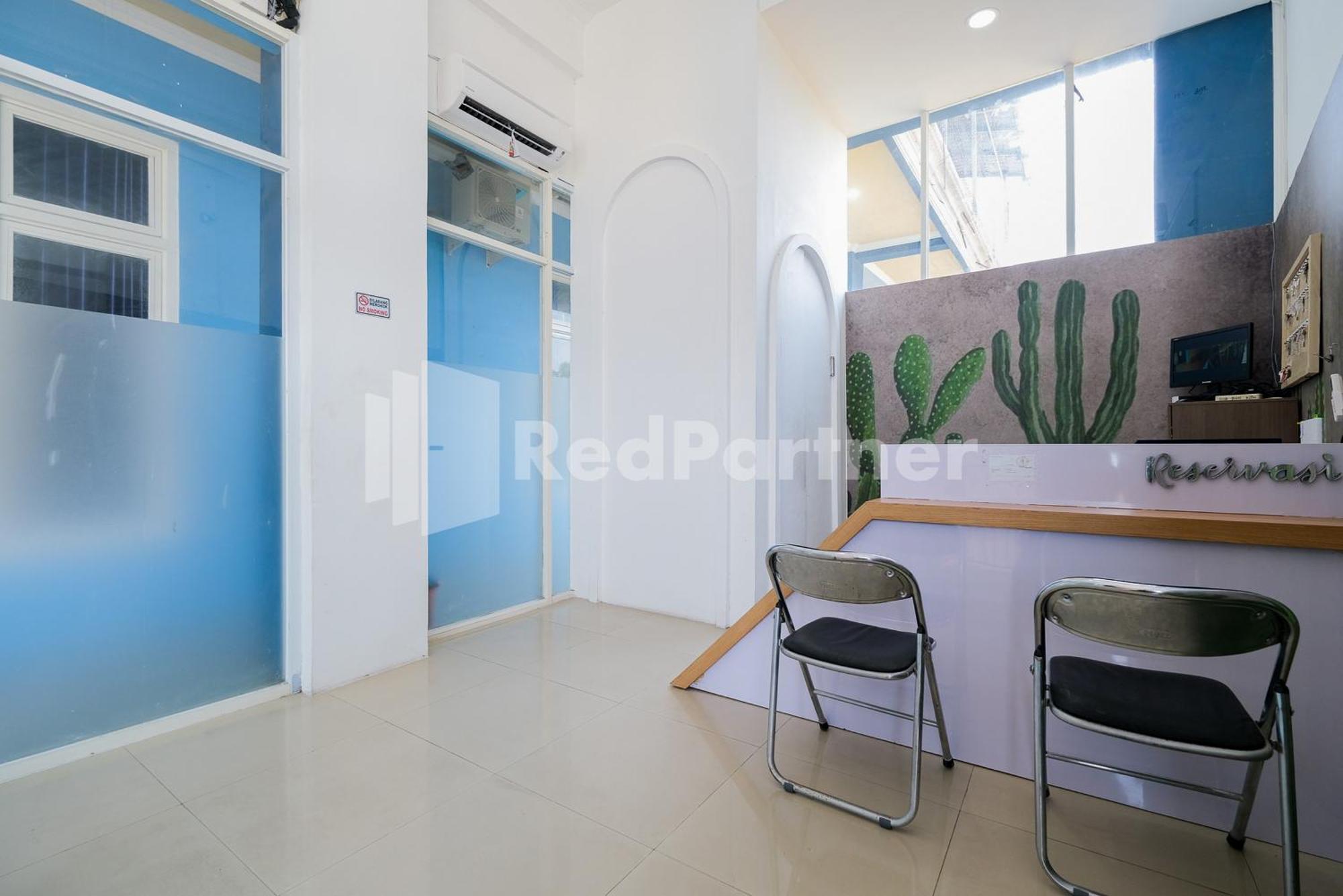 Grand Kencana Guesthouse Syariah Near Wisata Bahari Lamongan Paciran Luaran gambar